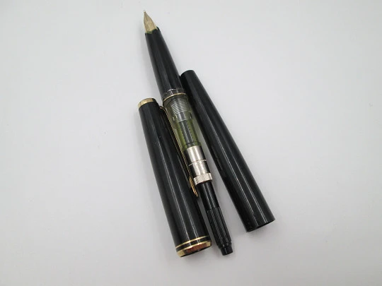 Montblanc Classic CF fountain pen. Black resin & gold plated details. 14k gold nib. 1980's Montblanc Classic CF fountain pen. Black resin & gold plated details. 14k gold nib. 1980's