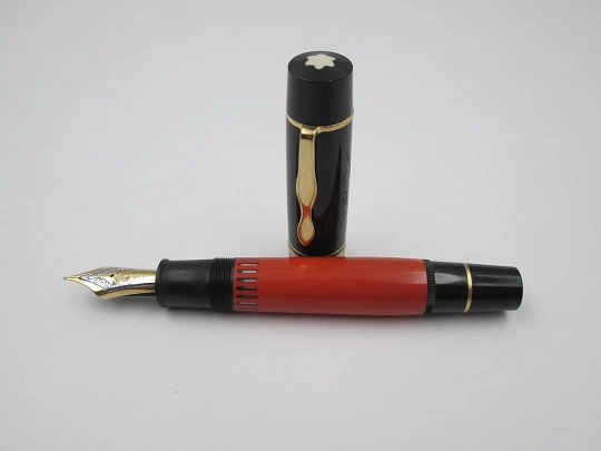 Montblanc Ernest Hemingway fountain pen and ballpoint pen set. Germany. 1992 Montblanc Ernest Hemingway fountain pen and ballpoint pen set. Germany. 1992