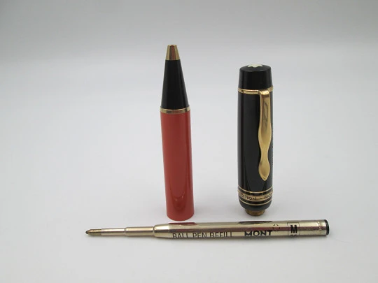 Montblanc Ernest Hemingway fountain pen and ballpoint pen set. Germany. 1992 Montblanc Ernest Hemingway fountain pen and ballpoint pen set. Germany. 1992