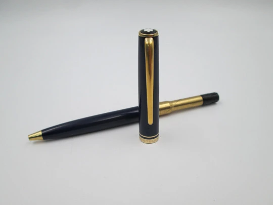 Montblanc Generation ballpoint pen. Blue resin and gold plated. Germany. 1990's