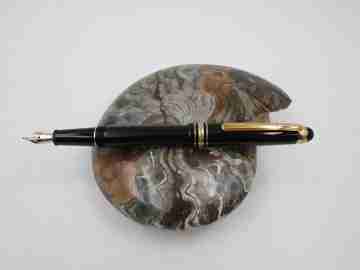 Montblanc Meisterstück 145. Operalia, 1998. 75th Anniversary