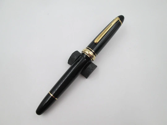 Montblanc Meisterstück Le Grand 146 Set Wedding fountain pen. 14k gold ring. Box. 1998