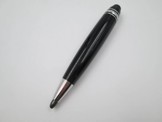 Montblanc Meisterstück Leonardo mechanical pencil. Resin & Platinum