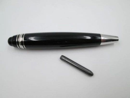 Montblanc Meisterstück Leonardo mechanical pencil. Resin & Platinum