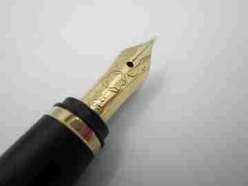 Montblanc Noblesse fountain pen. Gold filled. Converter. Original box. 1970's