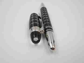 Montblanc Starwalker. Metal platinado y caucho negro. 14K