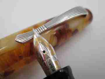 Montegrappa Elmo Bassano. Brown & beige celluloid. Sterling silver details. 18k gold nib
