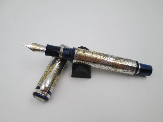 Montegrappa GEA 2001. Plata y oro. Edición limitada. Carga pistón