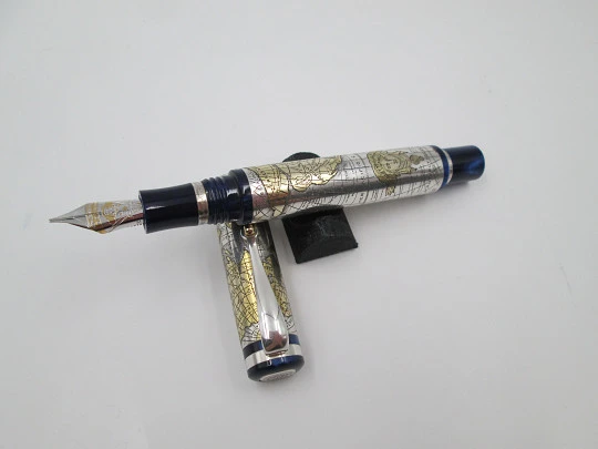 Montegrappa GEA 2001. Plata y oro. Edición limitada. Carga pistón