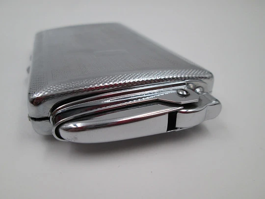 Mosda Streamline cigarette case and lighter. Silver metal. Petrol. 1950's