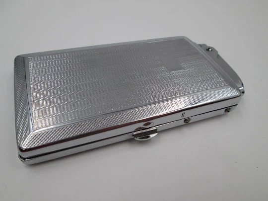 Mosda Streamline cigarette case and lighter. Silver metal. Petrol. 1950's