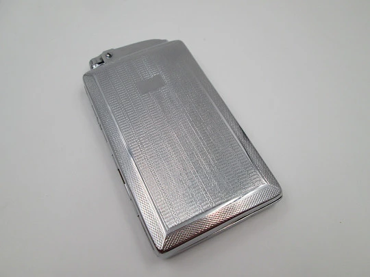 Mosda Streamline cigarette case and lighter. Silver metal. Petrol. 1950's