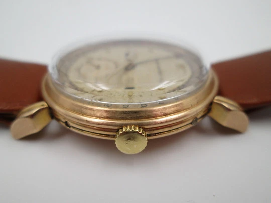 Movado Calendograph. Triple-Date Calendar. 18k gold. 1940's. Manual wind