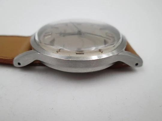 Movado Sub Sea. Acero inoxidable. Automático. Dial gris. Segundero central. 1960