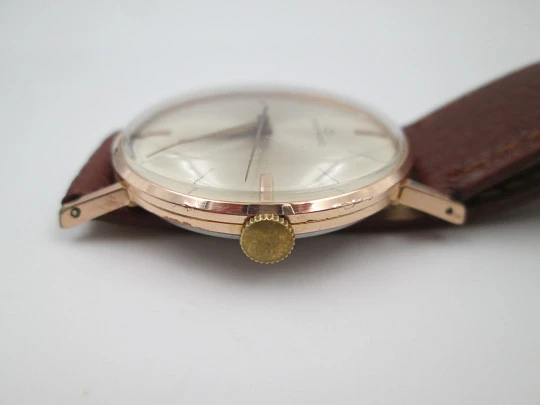 Movado. 20 microns gold plated & steel. Manual wind. Sweep second. 1960's