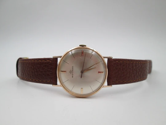 Movado. 20 microns gold plated & steel. Manual wind. Sweep second. 1960's