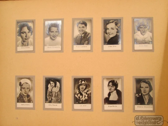 Movie stars album. 1930's. Bulgaria Filmbilder. 210 stickers. Prints