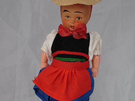 Muñeca bailarina Fipps. Traje Selva Negra. Cuerda. Caja. 1950. Alemania