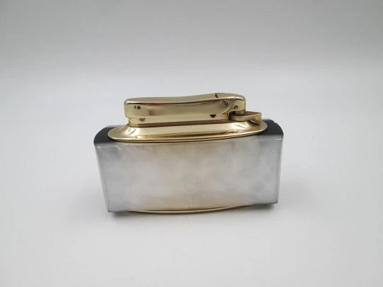 Mylflam Diplomat automatic table lighter. Marble resin and gold plated metal. Germany Mylflam Diplomat automatic table lighter. Marble resin and gold plated metal. Germany