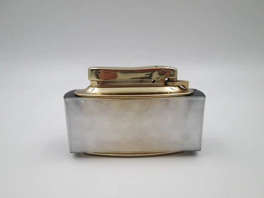 Mylflam Diplomat automatic table lighter. Marble resin and gold plated metal. Germany