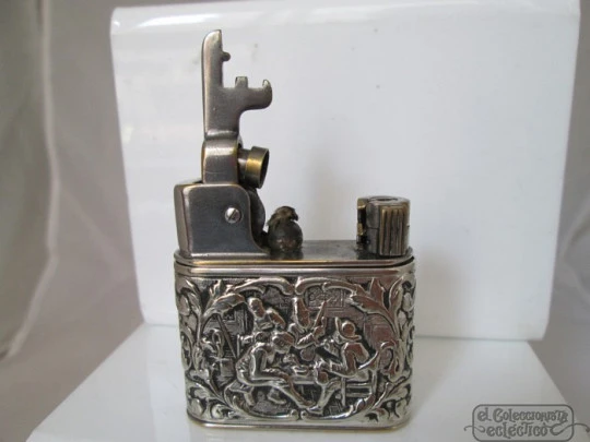 Mylflam. 800 sterling silver. Tavern scene. Relief. Automatic
