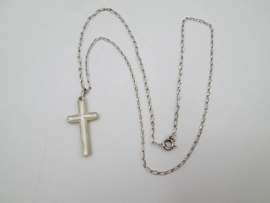 Nacre cross with open link sterling silver chain. Spring ring clasp. Spain. 1960's