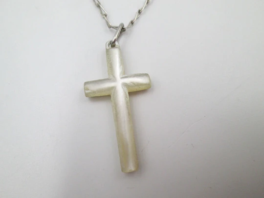 Nacre cross with open link sterling silver chain. Spring ring clasp. Spain. 1960's