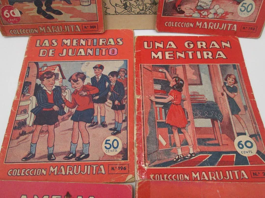 Nine illustrated children's stories. Marujita Collection. Molino publisher. 1940's. Spain