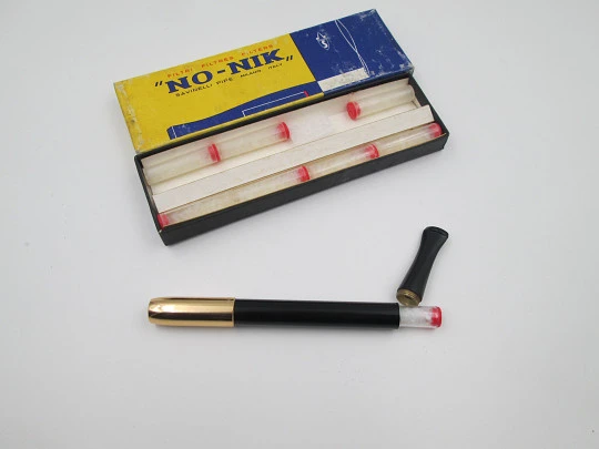 No-Nik Savinelli gold plated and hard rubber retractable cigarette holder with filters set