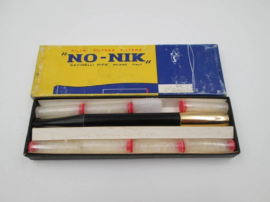 No-Nik Savinelli gold plated and hard rubber retractable cigarette holder with filters set