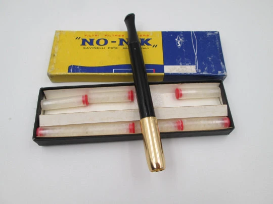 No-Nik Savinelli gold plated and hard rubber retractable cigarette holder with filters set