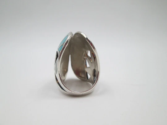 Oko women's seashell ring. 925 sterling silver and blue enamel. United States. 1980's