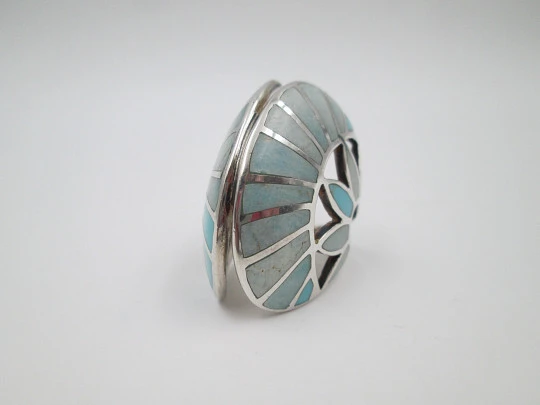 Oko women's seashell ring. 925 sterling silver and blue enamel. United States. 1980's