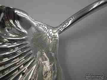 Olives colander ladle. 800 sterling silver. Original box. 1940's. Shell