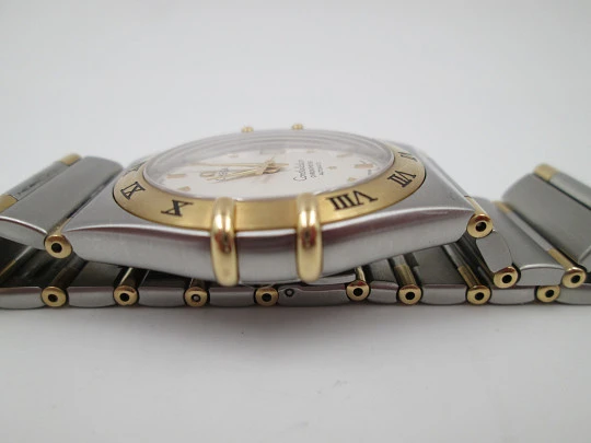 Omega Constellation men's wristwatch. Steel & 18k gold. 2005. Automatic. Box