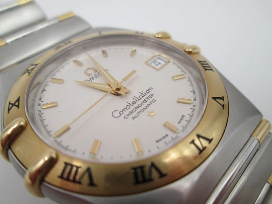 Omega Constellation men's wristwatch. Steel & 18k gold. 2005. Automatic. Box