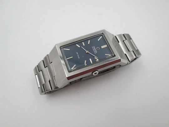 Omega De Ville Curvex Tank. Stainless steel. Automatic. Box. Bracelet. 1970's