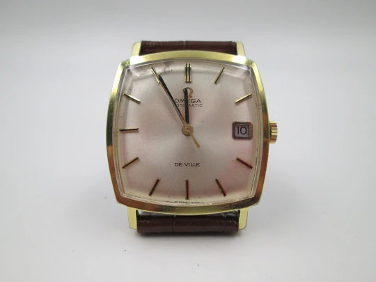 Omega De Ville. Acero y chapado oro. Caja cuadrada. Automático. Correa piel. 1960