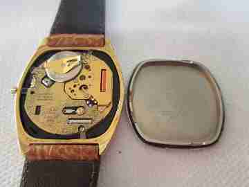 Omega De Ville. Cuarzo. Acero y chapado oro. Calendario. Correa. 1970