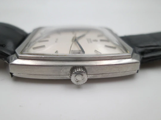 Omega De Ville. Stainless steel. Automatic. Date. Strap. 1970's