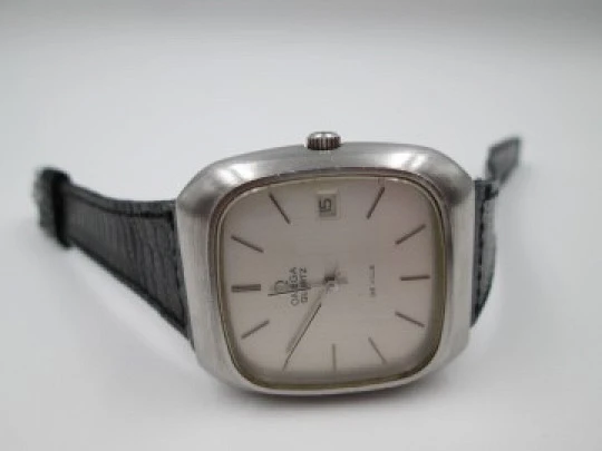 Omega De Ville. Stainless steel. Quartz. Calendar. Leather strap. 1970's