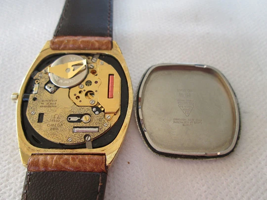 Omega De Ville. Steel & 20 microns gold plated. Quartz. Date. Strap. 1970's