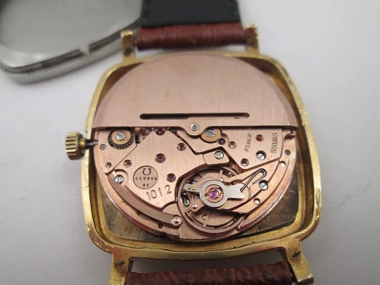 Omega Genève. 20 micron gold plated and steel. Automatic. Calendar. Strap. 1970's Omega Genève. 20 micron gold plated and steel. Automatic. Calendar. Strap. 1970's