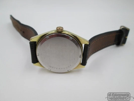 Omega Genève. 20 microns gold plated & steel. Manual wind. 1960's Omega Genève. 20 microns gold plated & steel. Manual wind. 1960's