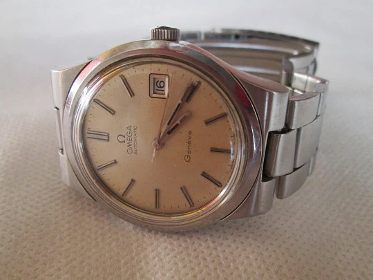 Omega Genève. Acero inoxidable. Automático. Brazalete. 1970. Fecha