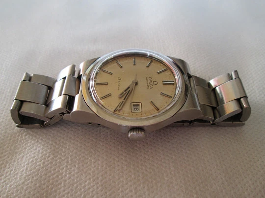 Omega Genève. Acero inoxidable. Automático. Brazalete. 1970. Fecha