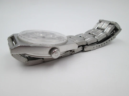 Omega Genève. Acero inoxidable. Automático. Calendario. Brazalete. 1970