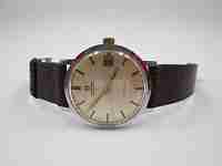 Omega Genève. Acero inoxidable. Automático. Calendario. Correa. 1960