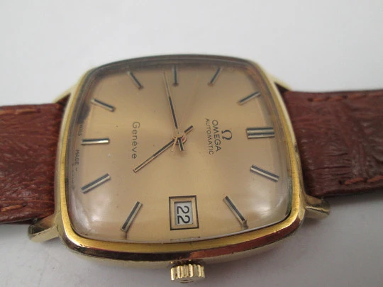 Omega Genève. Chapado oro 20 micras y acero. Automático. Calendario. Correa. 1970