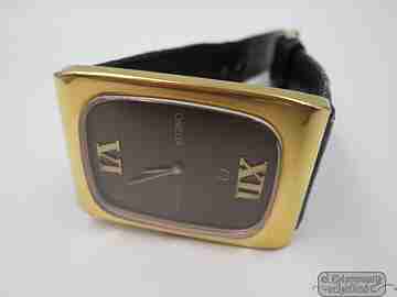 Omega Genève. Chapado oro 20 micras y acero. Cuerda. Dial Ojo Tigre